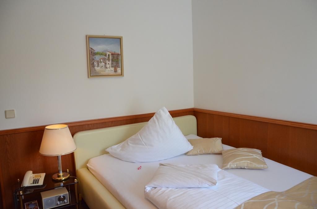 וולדן אם וורתרסי Seehotel Paulitsch מראה חיצוני תמונה